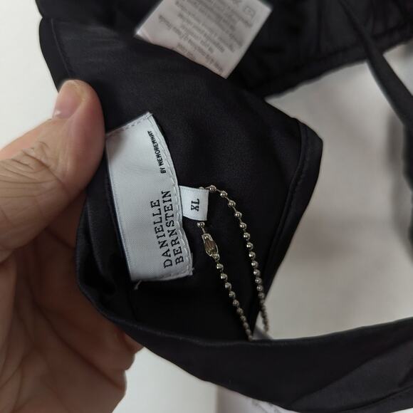 NWT Danielle Bernstein Black Stretch Charmeuse High Neck Halter Top - Picture 5 of 9